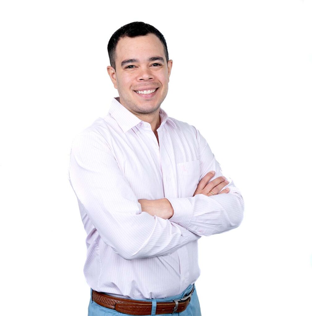 Carlos-Ochoa-Cerrando-Brechas